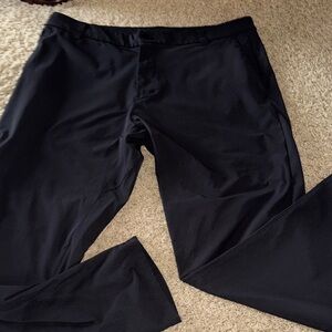 Lululemon size 34w 32 L Men's Black ABC commission pants